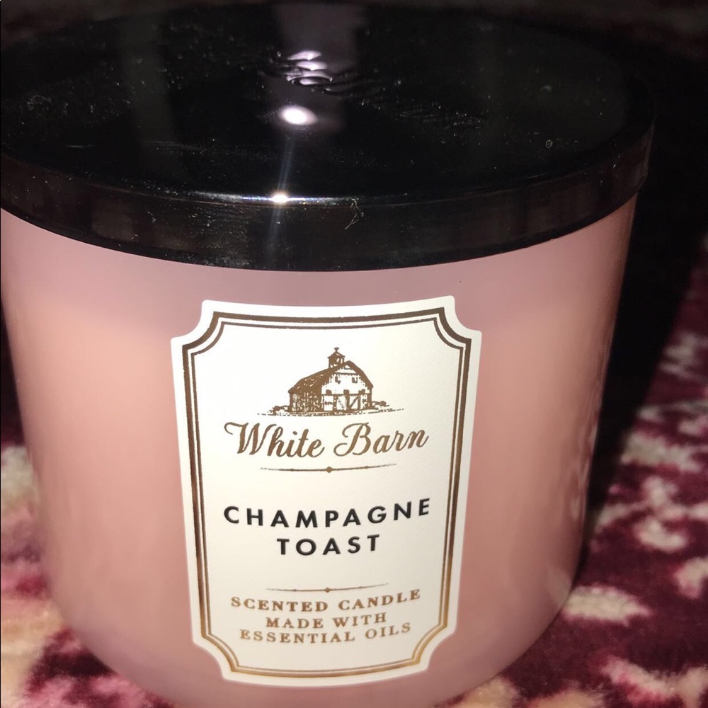Campaign toast bath & body work candle